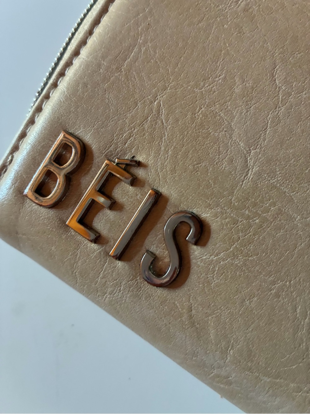 BÉIS Zip Wallet in Light Beige - Picture 4 of 4